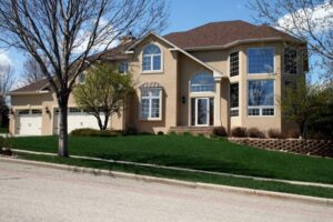 Signs That You May Need Professional Window Repairs | Kitchener ON