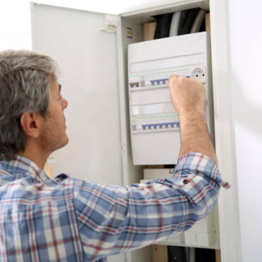 3 Facts to Know About Whole-Home Surge Protection | Kitchener ON