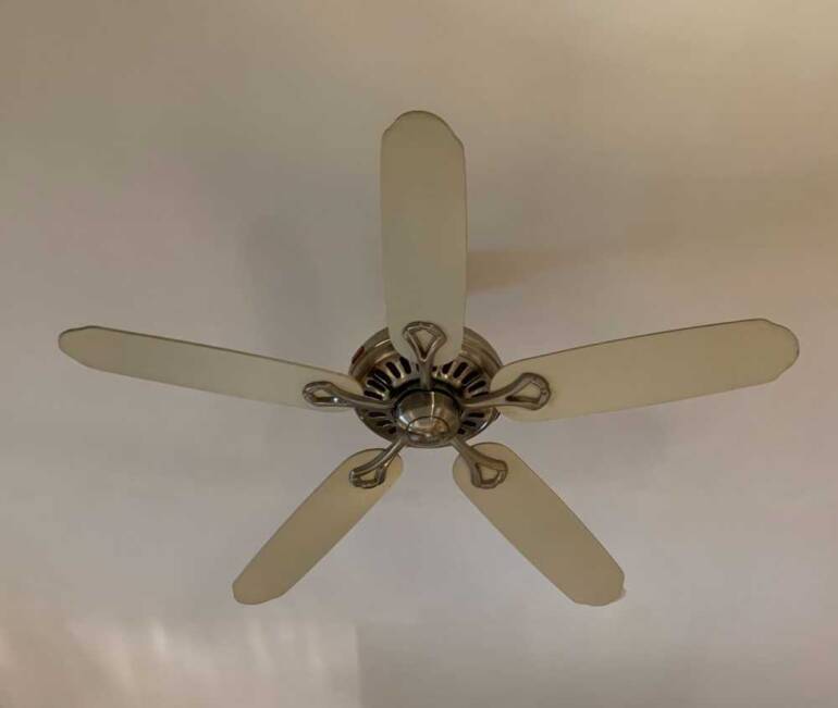 What Direction Should I Run My Ceiling Fan? | Kitchener ON