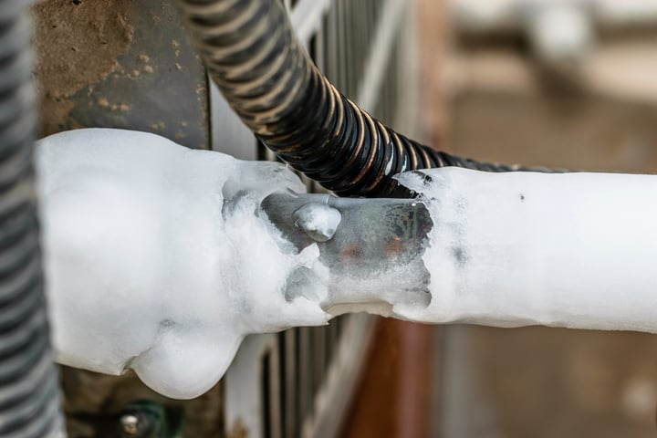 Why Is My A/C Line Frozen and How Can I Fix It? | Kitchener ON