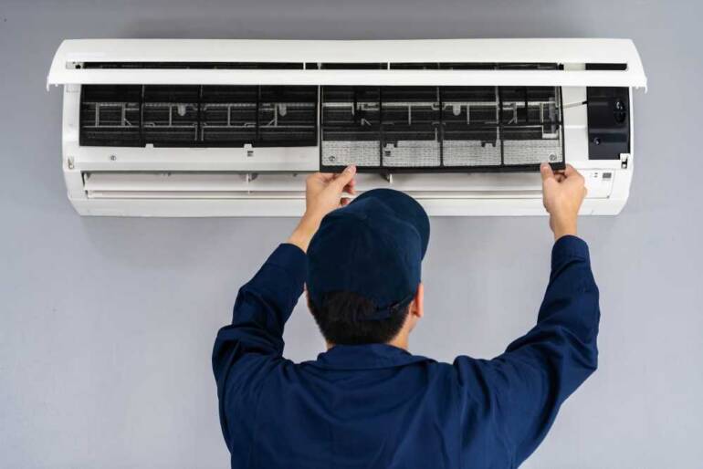 How Does an Air Conditioner Work?