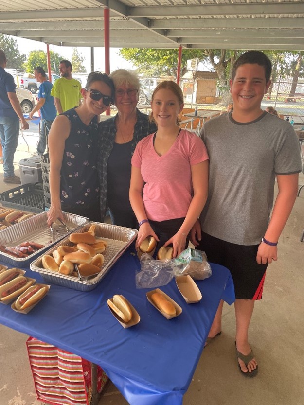 Sizzling Canine Dinner at Madera Honest 2022