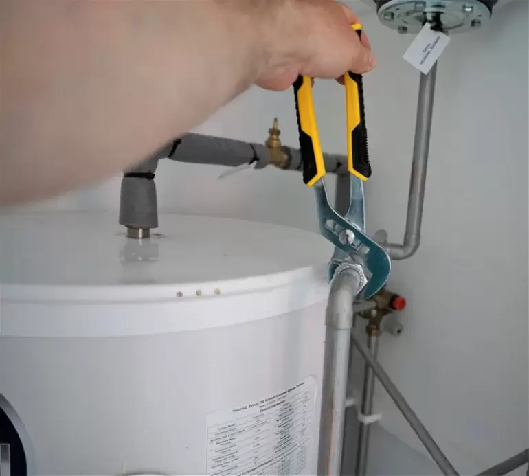 How To Know When To Substitute A Water Heater