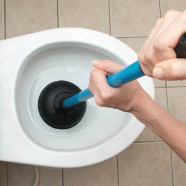 Flushing Nervousness? Right here is The way to Keep away from Bathroom Clogs