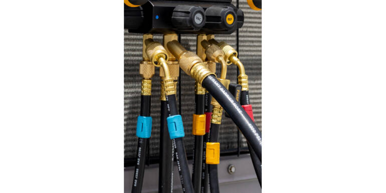 Fieldpiece Launches Interchangeable HVACR Hoses, Equipment Line