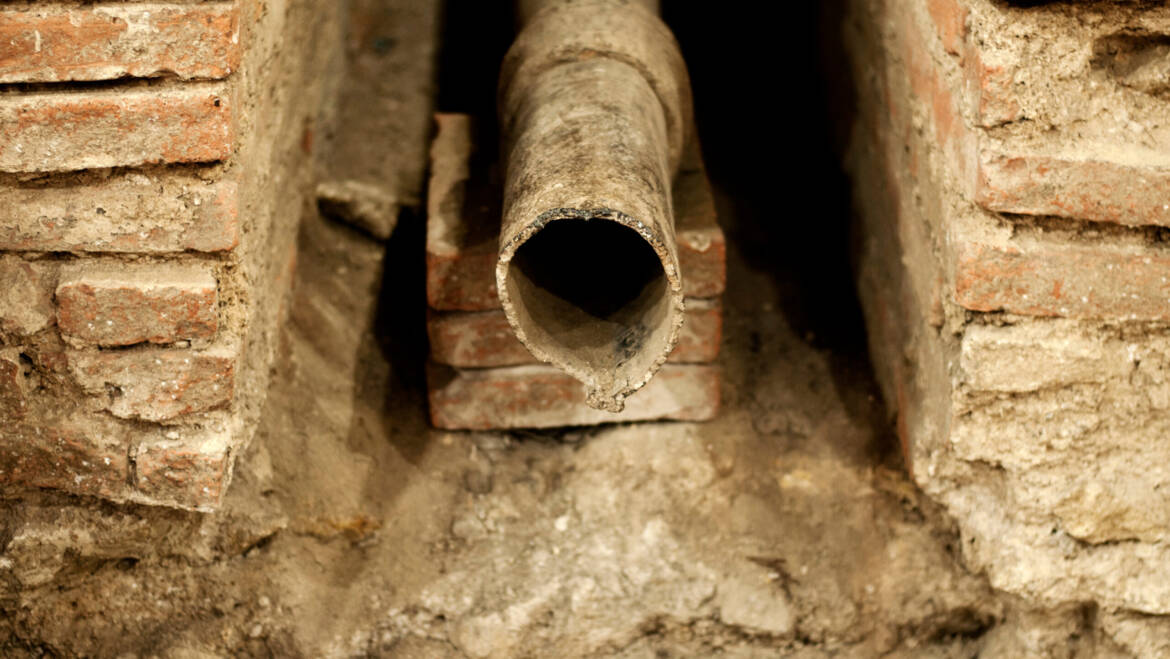 What Are the Indicators of a Damaged Sewer Line?