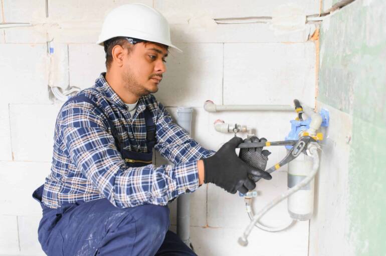 How Do Plumbers Address Hidden Plumbing Issues