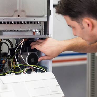 4 Important Heat Pump Maintenance Tips