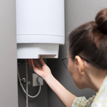 Tank vs. Tankless Water Heaters: A Head-to-Head Comparison