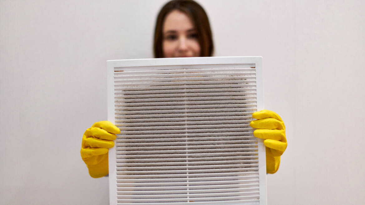 Washing the HVAC Air Filter and Why It’s Necessary