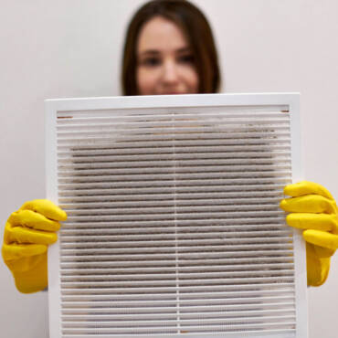 Washing the HVAC Air Filter and Why It’s Necessary