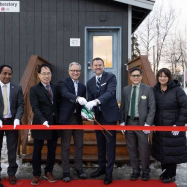 LG, University of Alaska Open Heat Pump Research Labs