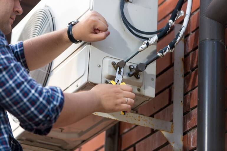 How Our Technicians Handle HVAC Repair in Houses