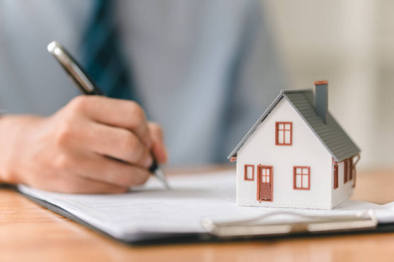Save More, Stress Less: The Perks of Having a Maintenance Plan