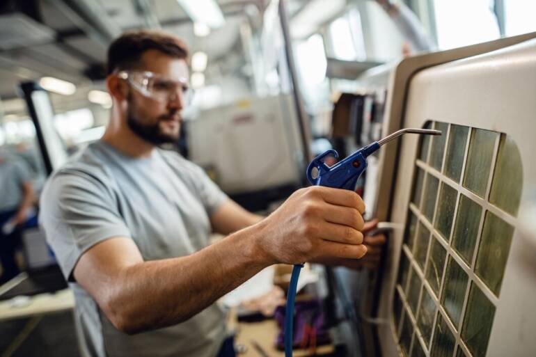 Why It’s Important to Regularly Schedule AC Maintenance