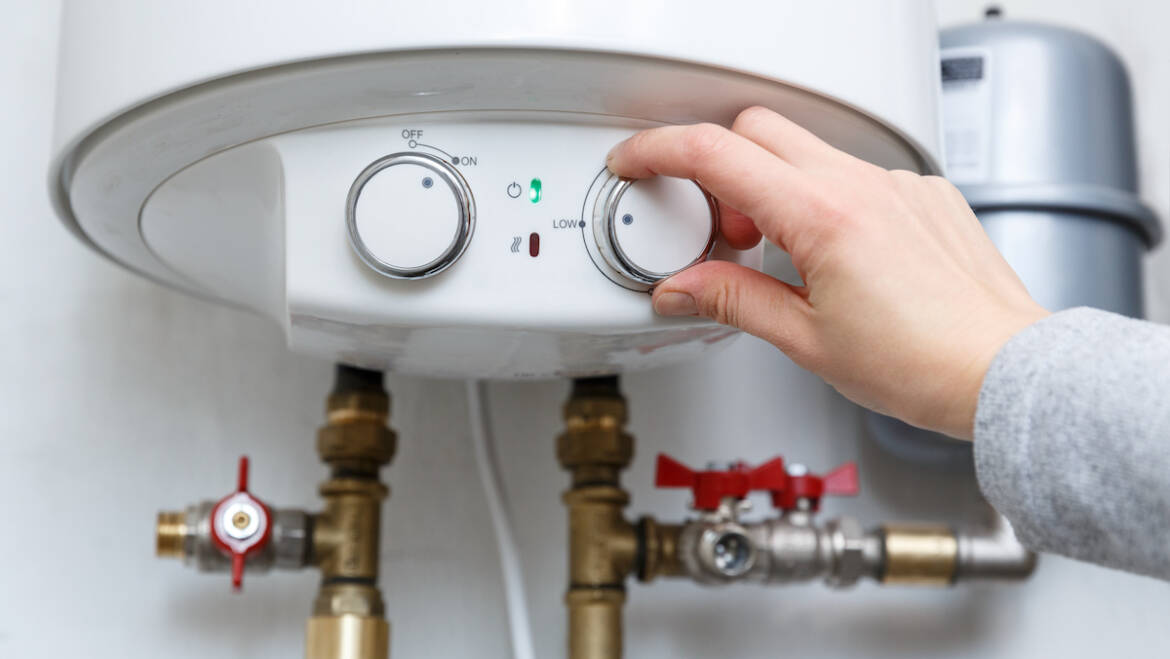 Choosing the Right Hot Water Heater: Tank vs. Tankless