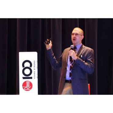 Webb Strengthens Ties With Partners at Dealer Meeting