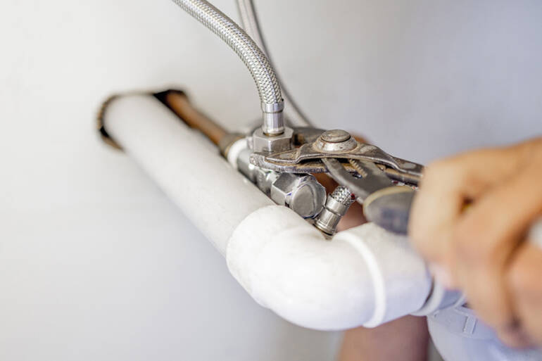 How to Find Hidden Water Leak in House