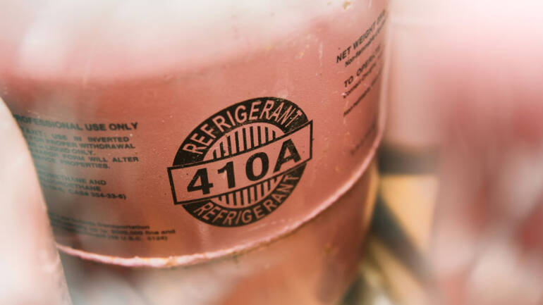 New HVAC Refrigerant 2025 Guide