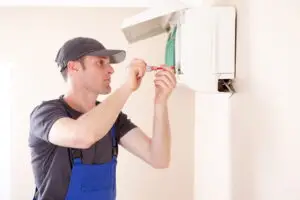 Damaged Air Conditioner Fins? Fix Them to Lower AC Costs