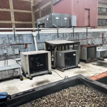 Safety First When Working on Rooftop Condensing Units