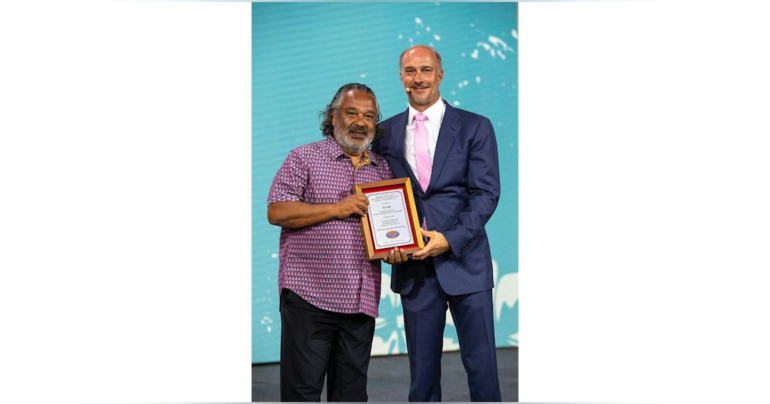 SMACNA Names B.J. Giri of Holaday-Parks, Inc. as 2025 National Contractor of the Year