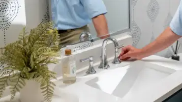 When to Start Dripping Faucets in Winter (Des Moines Guide)