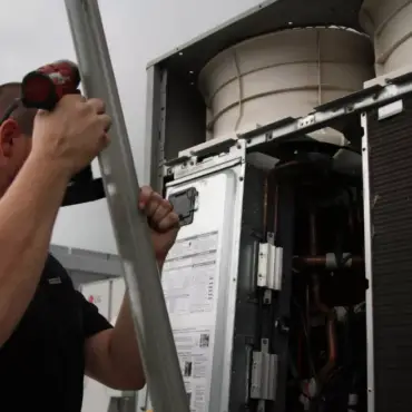 Nebraska-Omaha, Tech Startup Join Forces on Next-Gen HVAC Leak Detection