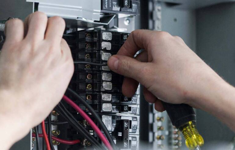 Electrical Safety Tips for the Holidays in Birmingham Homes