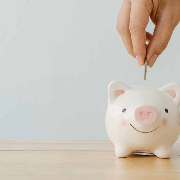 HOW TO GO GREEN AND SAVE MONEY ON YOUR COOLING BILLS THIS SUMMER