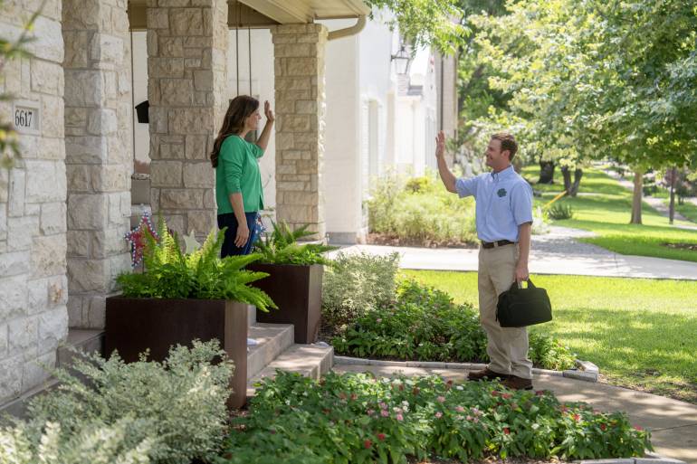 Top Fall HVAC Tips for Des Moines Homeowners