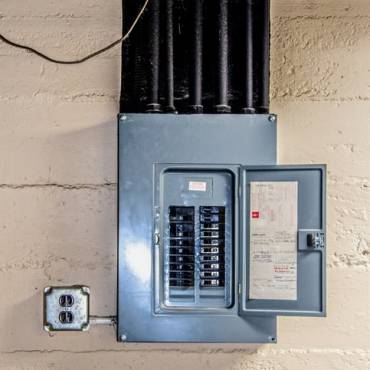 Discover How a Fuse Box Differs From a Modern Electrical Panel