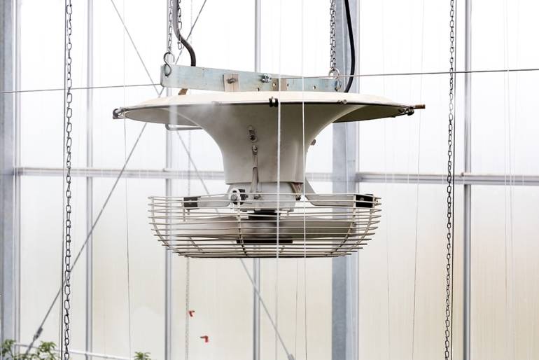 Greenhouse Humidification: Key Mist System Features for Designers to Know – Koolfog | Misting Systems | Patio Misters | Fog Effects