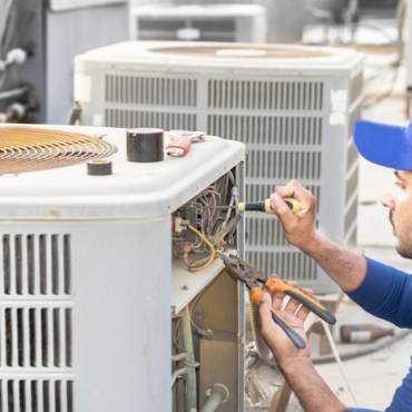 Should I Call for AC Repair in Fort Bend, TX?