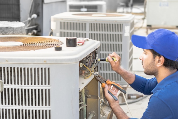 Should I Call for AC Repair in Fort Bend, TX?
