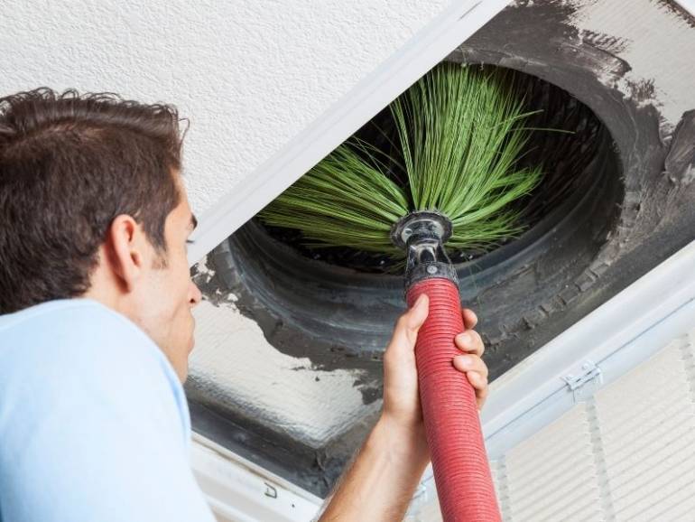 Clean Your HVAC Ducts in Clearwater, FL, to Lower Energy Bills