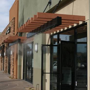 Retail Cooling That Works: Misting in Sidewalk Shops, Plazas, and Pop-Ups – Koolfog | Misting Systems | Patio Misters | Fog Effects