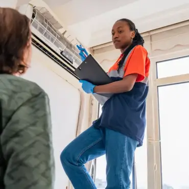 How HVAC Contractors Can Reduce Fleet Downtime and Keep Technicians Productive