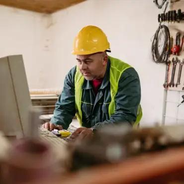 How Smart Contractors Turn Data Into Dollars