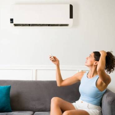 Your AC Broke in Summer: Emergency Repair Guide