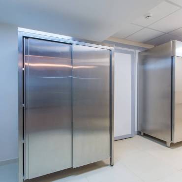 Why Walk-In Coolers Fail in Extreme Heat—and How Tucson Businesses Can Prevent Costly Breakdowns