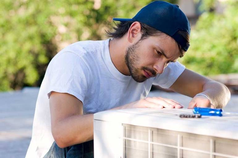 Why DIY AC Repair Can Cost Florida Homeowners More