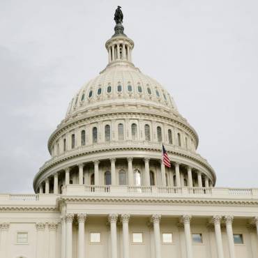 Senators Challenge DOE Rule on Appliance Efficiency Standards