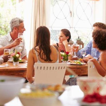 3 Tips for Keeping Guests Comfortable During a Summer Party