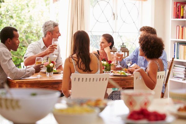 3 Tips for Keeping Guests Comfortable During a Summer Party