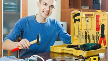 3 Kinds of People to Avoid for Your AC Repairs