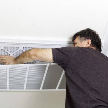 Dirty AC Filter in Florida? Causes, Signs & Replacement Tips