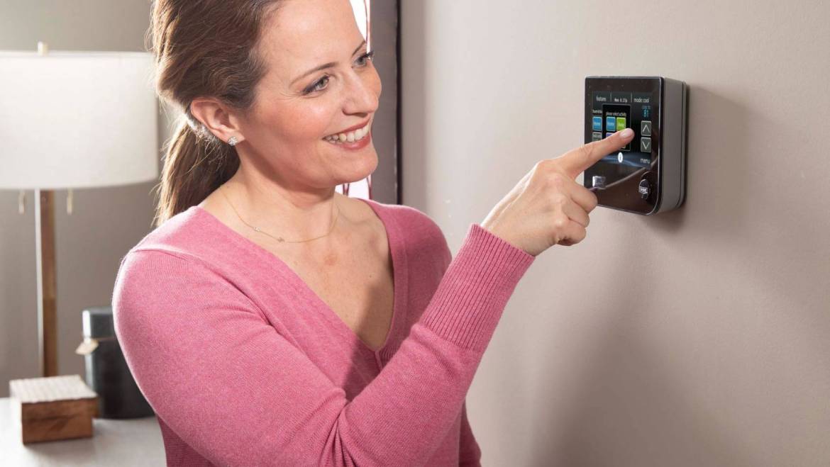 Benefits of Replacing your Home Thermostat