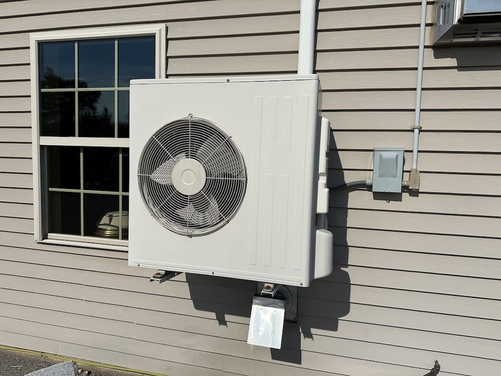 Why Austin Heat Pumps Need Fall Maintenance