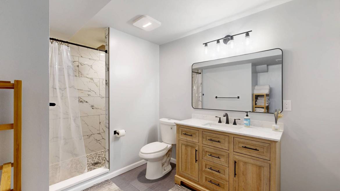 Bathroom Exhaust Fans: How They Work, Why They Matter, and When to Replace Yours